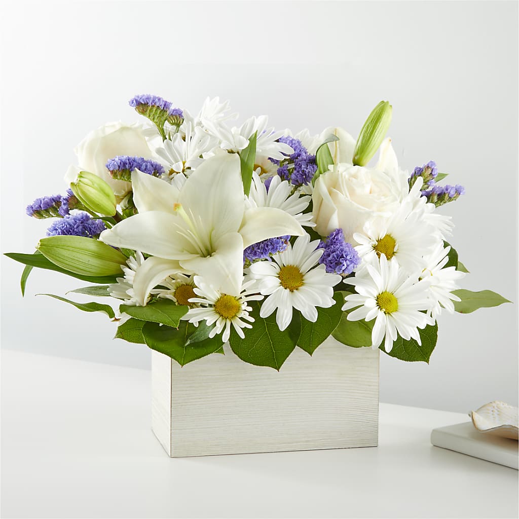 Beyond Blue Box Bouquet – DAWN'S FLOWER PATCH, Lake Wales FL
