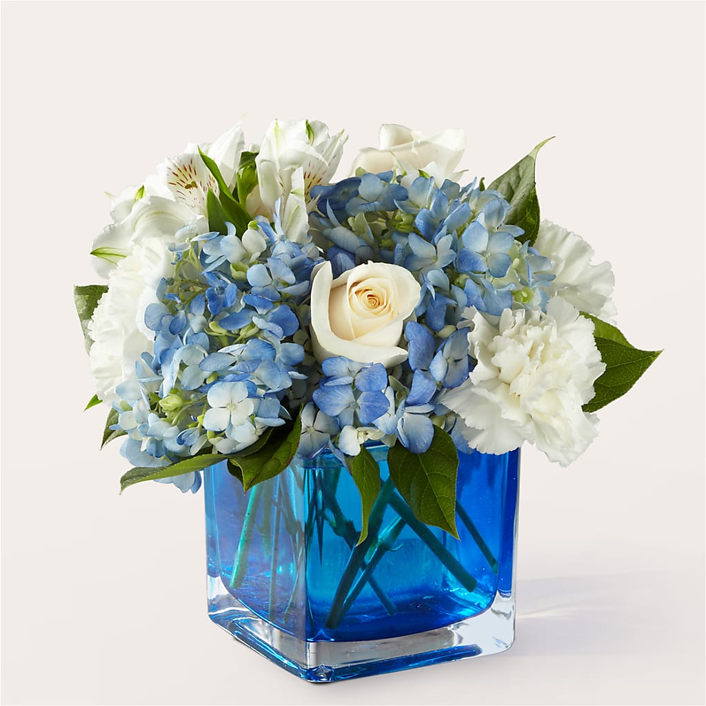 Soothing Waters Bouquet – DAWN'S FLOWER PATCH, Lake Wales FL