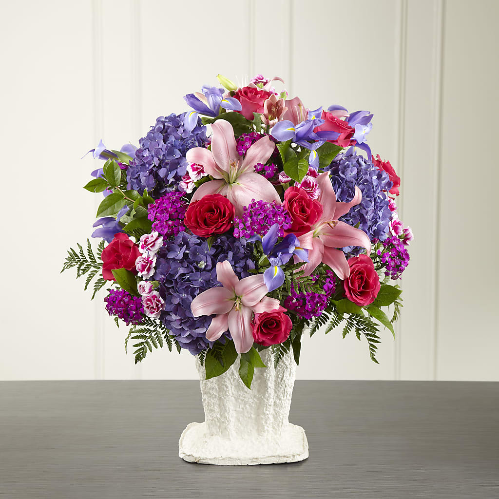 We Fondly Remember Arrangement – DAWN'S FLOWER PATCH, Lake Wales FL
