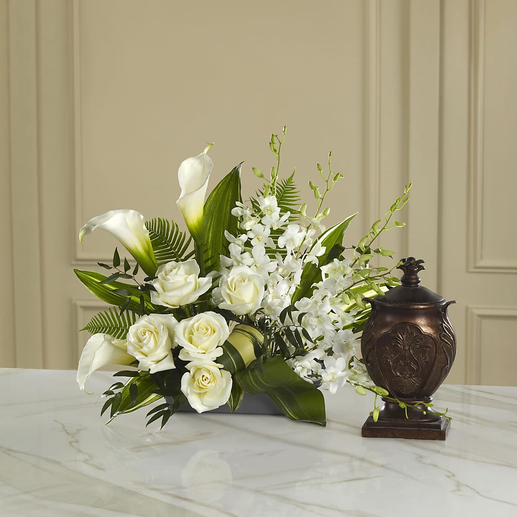 At Peace Arrangement – DAWN'S FLOWER PATCH, Lake Wales FL