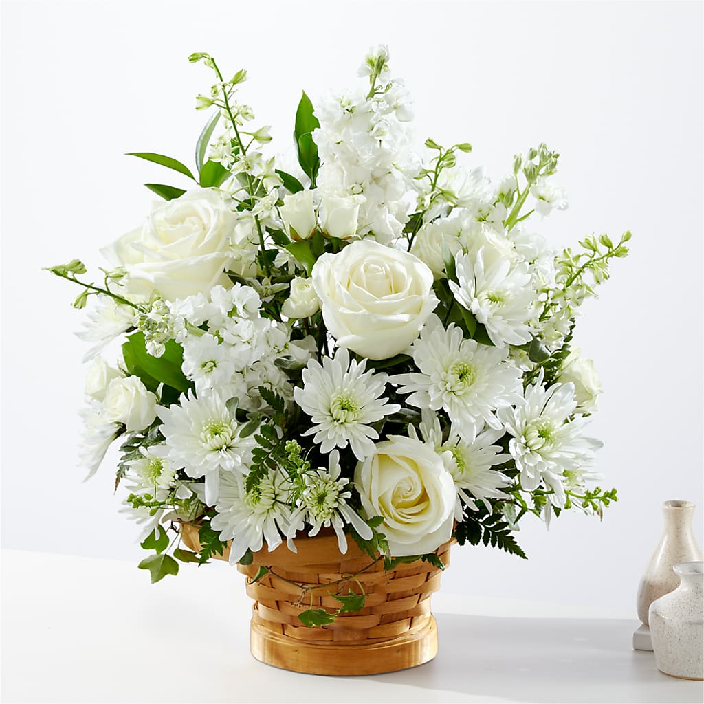 Heartfelt Condolences Arrangement – DAWN'S FLOWER PATCH, Lake Wales FL