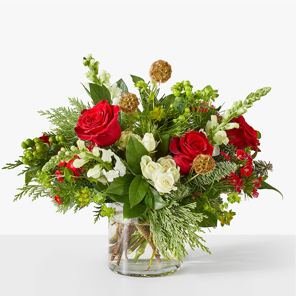 Deck the Halls Bouquet – DAWN'S FLOWER PATCH, Lake Wales FL