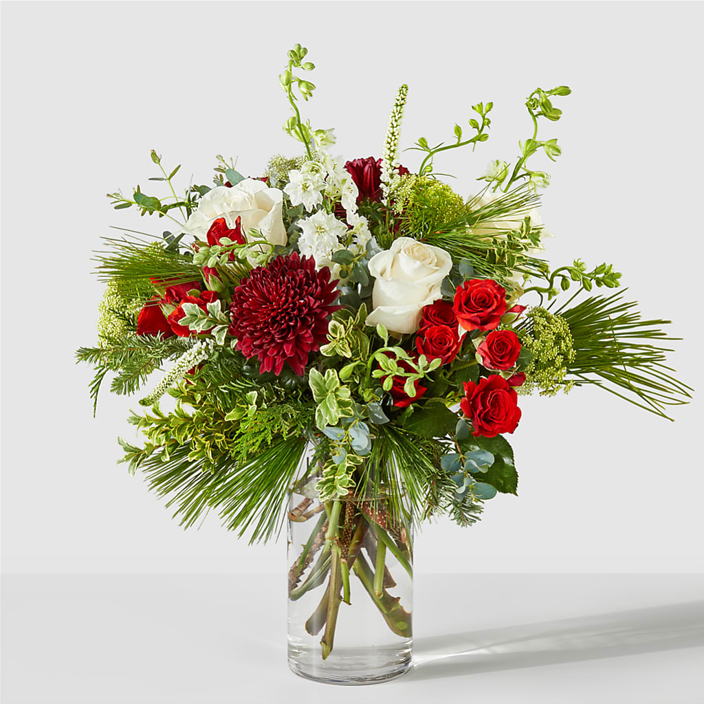 Favorite Traditions Bouquet – DAWN'S FLOWER PATCH, Lake Wales FL