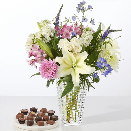 Winter Celebration Bouquet – DAWN'S FLOWER PATCH, Lake Wales FL