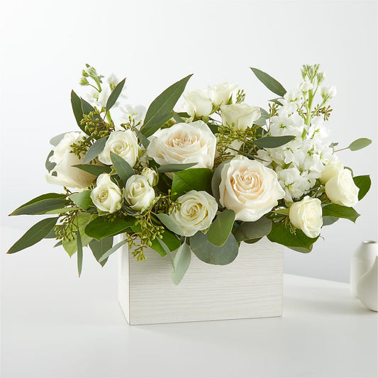 Fresh Linen Box Bouquet – DAWN'S FLOWER PATCH, Lake Wales FL