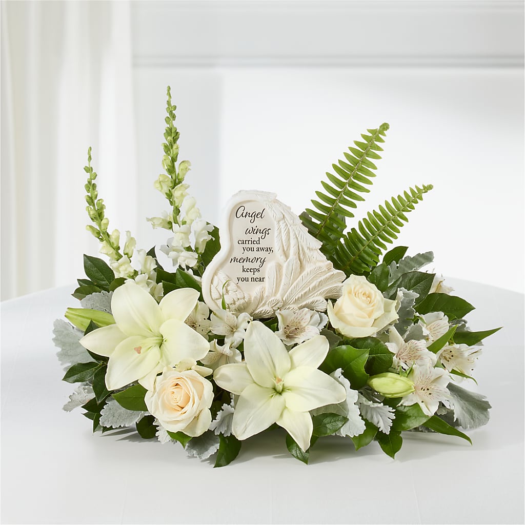 Holding You Close Arrangement – DAWN'S FLOWER PATCH, Lake Wales FL