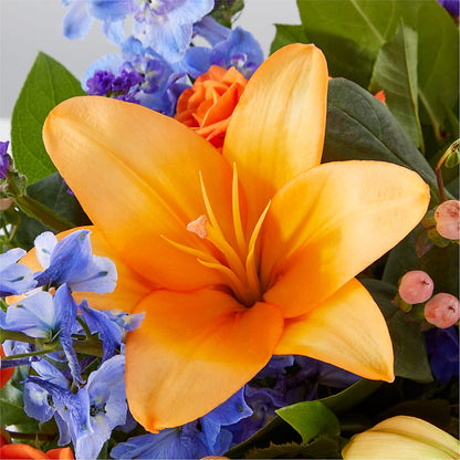 Radiant Citrus Box Bouquet – DAWN'S FLOWER PATCH, Lake Wales FL