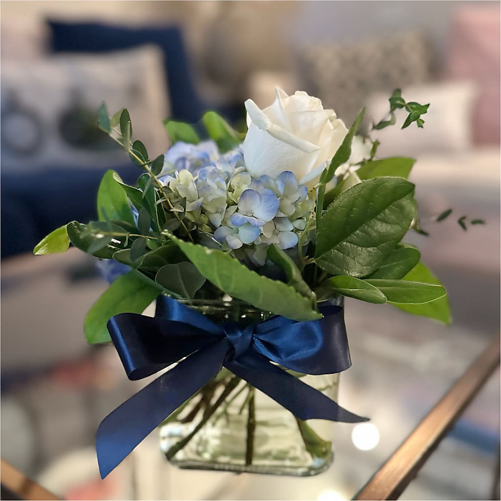 Sky Blue Delight Bouquet – DAWN'S FLOWER PATCH, Lake Wales FL