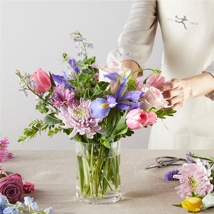 Pastel Tradition - A Florist Original – DAWN'S FLOWER PATCH, Lake Wales FL