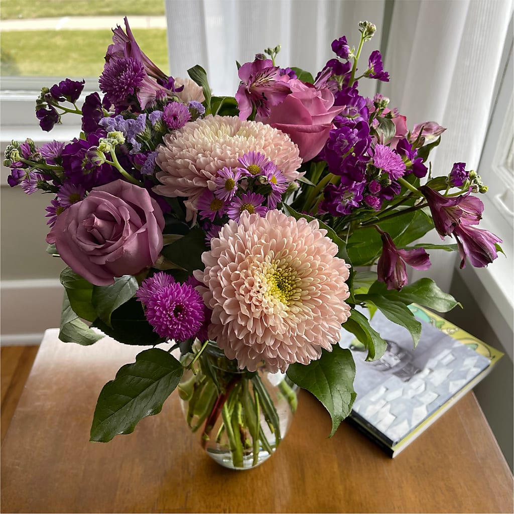 Ultraviolet Bouquet – DAWN'S FLOWER PATCH, Lake Wales FL
