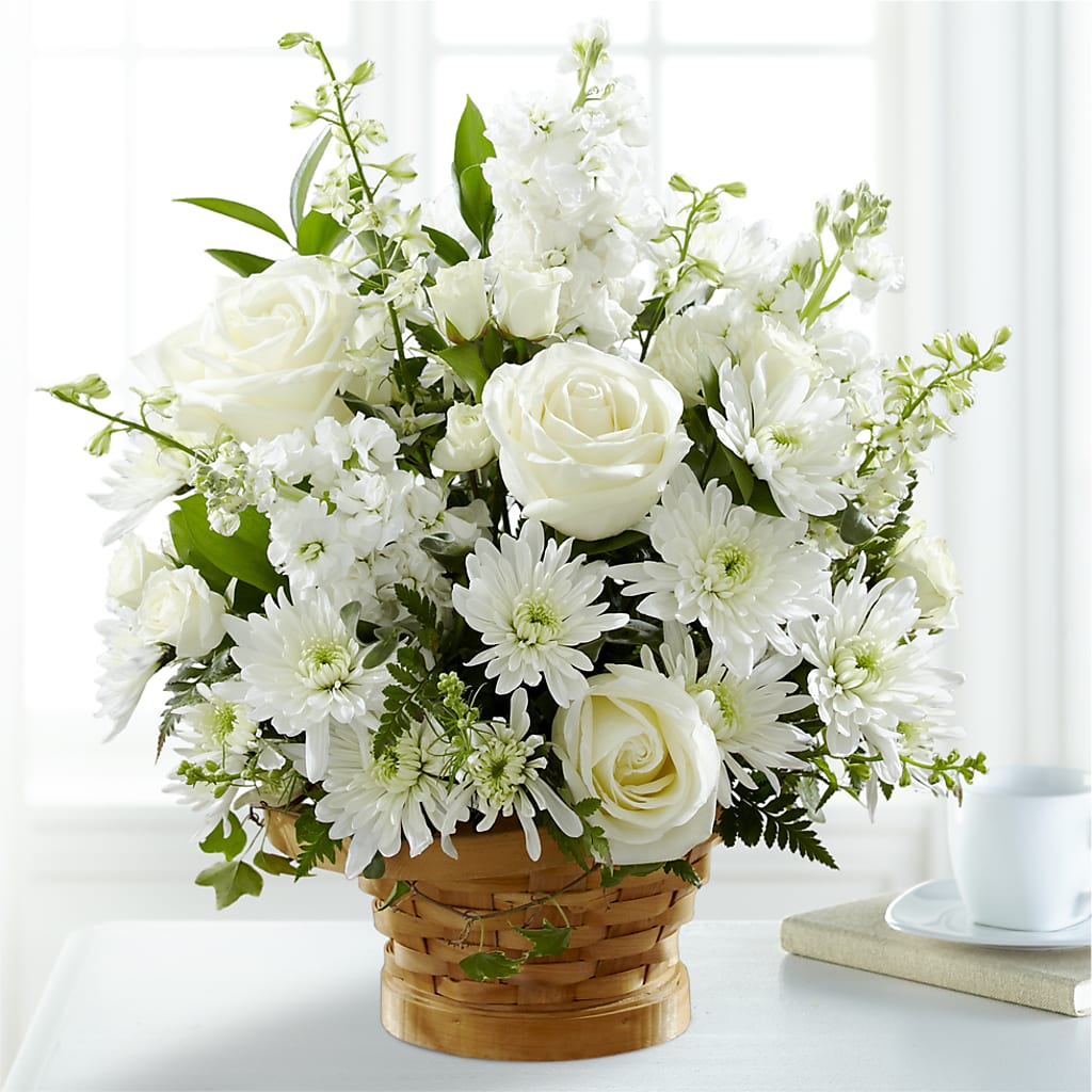 Heartfelt Condolences Arrangement – DAWN'S FLOWER PATCH, Lake Wales FL