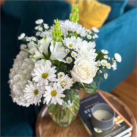 Classic Ivory – A Florist Original – DAWN'S FLOWER PATCH, Lake Wales FL