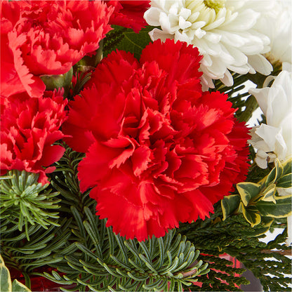 Christmas Market Bouquet – DAWN'S FLOWER PATCH, Lake Wales FL