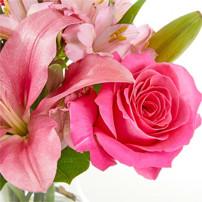 Lots of Love Bouquet – DAWN'S FLOWER PATCH, Lake Wales FL