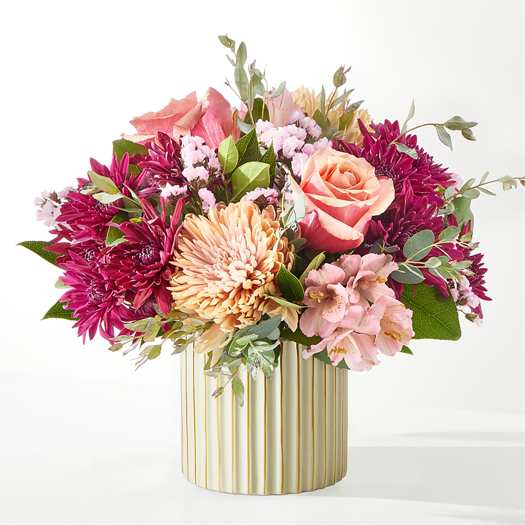 Berry Cobbler Bouquet with Ivory Vase – DAWN'S FLOWER PATCH, Lake Wales FL