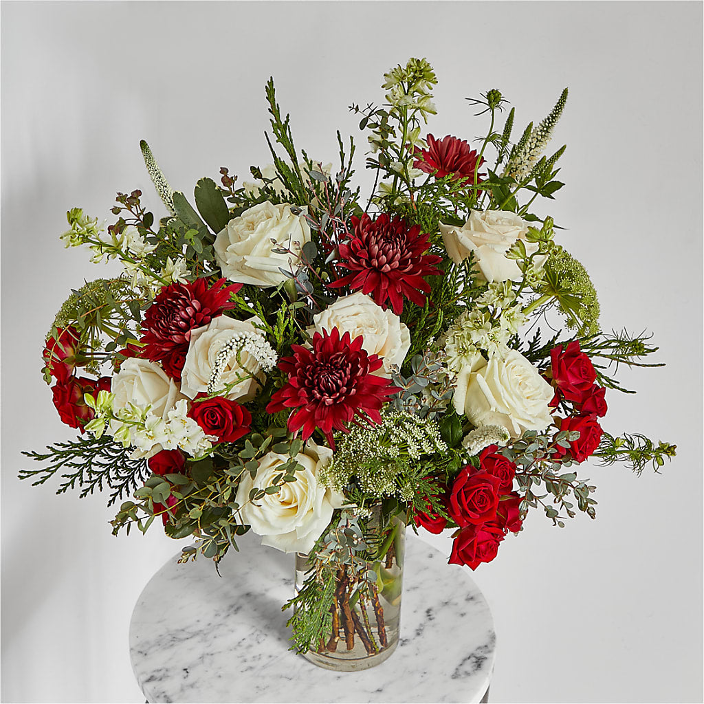 Favorite Traditions Bouquet – DAWN'S FLOWER PATCH, Lake Wales FL