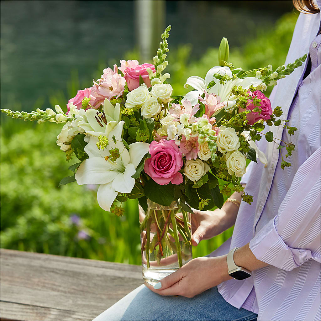 Fondly Bouquet – DAWN'S FLOWER PATCH, Lake Wales FL