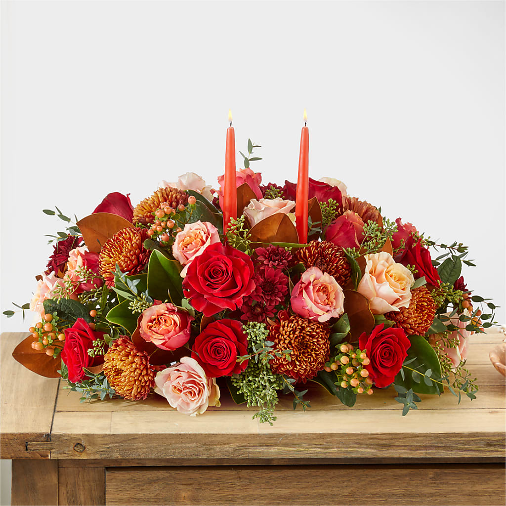 Gather Near Centerpiece – DAWN'S FLOWER PATCH, Lake Wales FL
