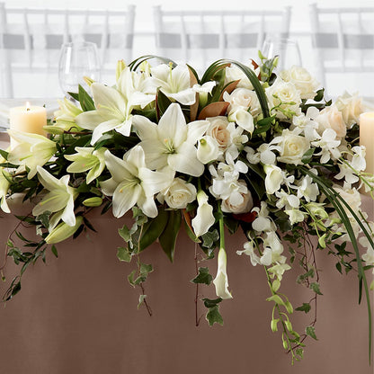 White Linen Arrangement – DAWN'S FLOWER PATCH, Lake Wales FL